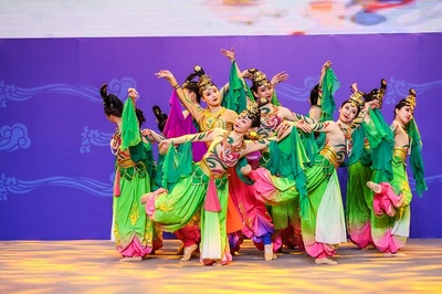 迎冬春文旅新風(fēng)，絲綢古道煥生機(jī)——記“豐收了·游甘肅”冬春文化旅游惠民活動(dòng)啟動(dòng)儀式暨絲綢之路(中國(guó))旅行商大會(huì)